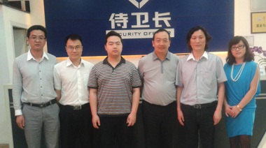 通過(guò)中擂公司的策劃，我們公司開(kāi)發(fā)的一款北斗衛(wèi)星安全導(dǎo)航防盜反劫產(chǎn)品找到了精準(zhǔn)的定位，并成功簽約著名演員何家勁為品牌代言，對(duì)于提高品牌創(chuàng)新度很有幫助，這次與中擂合作很愉快。